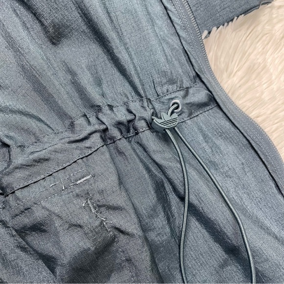 New Adidas Originals Three Stripes FU3777 Long Windbreaker Jacket Sz Medium - Picture 7 of 10